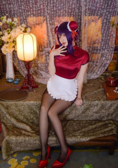 六个加油站的瑞士女孩